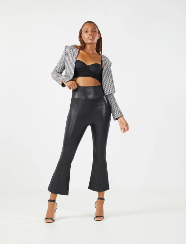 BCBG PANT ALLEGRA FAUX LEATHER FLARE PANT - BLACK BEAUTY - Image 3